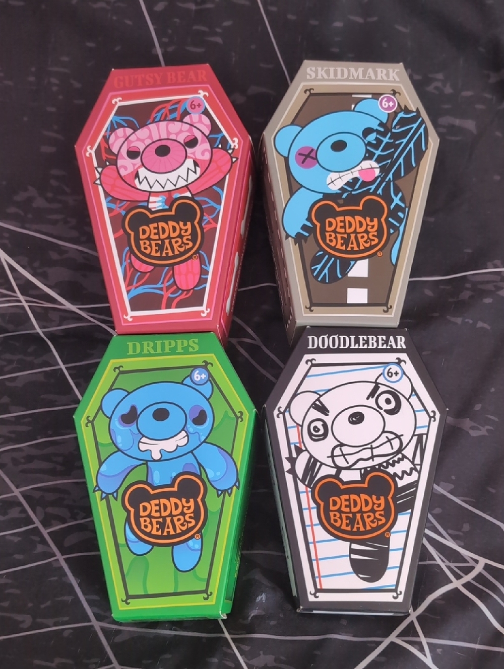 Deddy Bears Coffin Box Toy Set S3 Collectables 4 Set